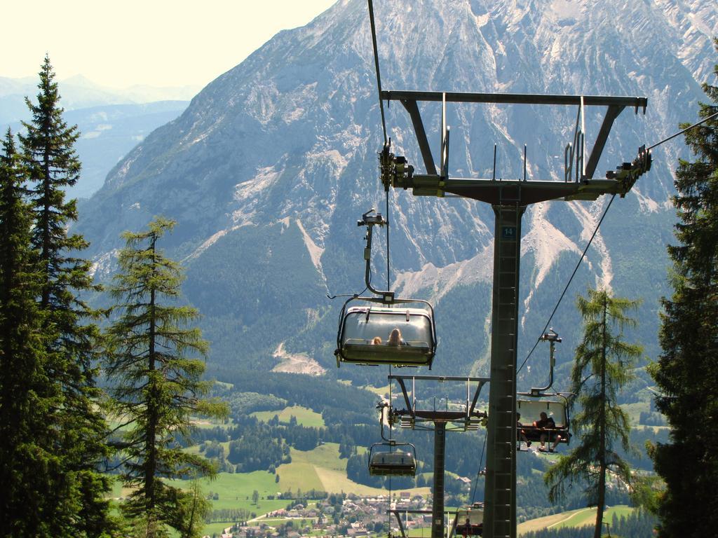 Hotel Berghof Tauplitzalm Bagian luar foto